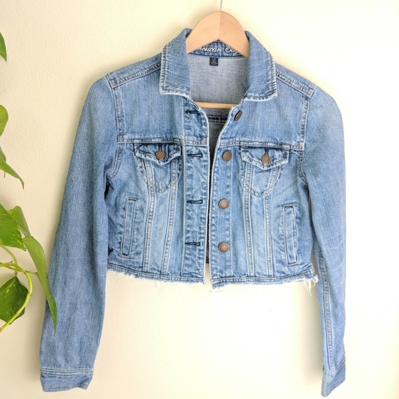american eagle cropped denim jacket